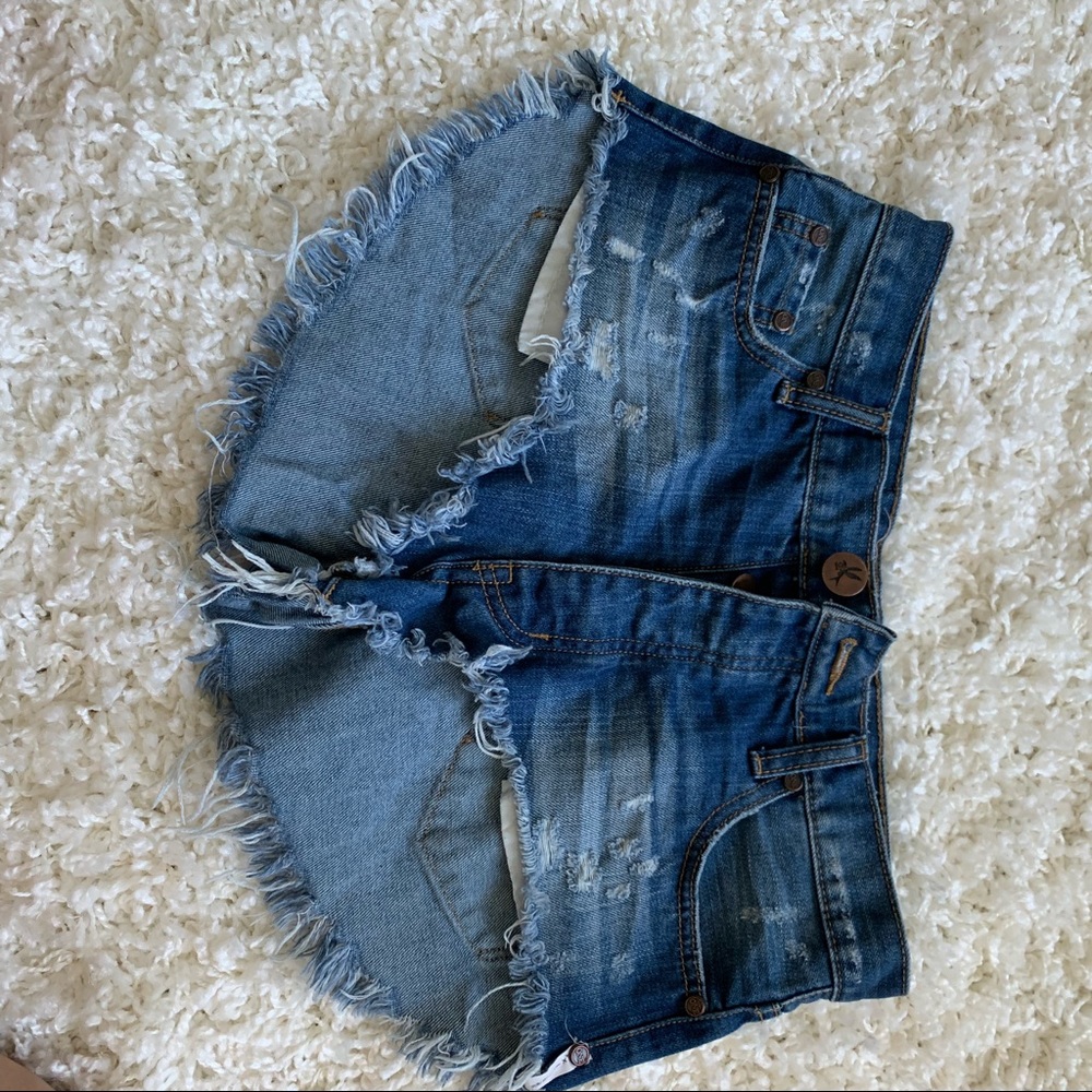 ONE TEASPOON cutoff denim shorts ‘ROLLERS’ style